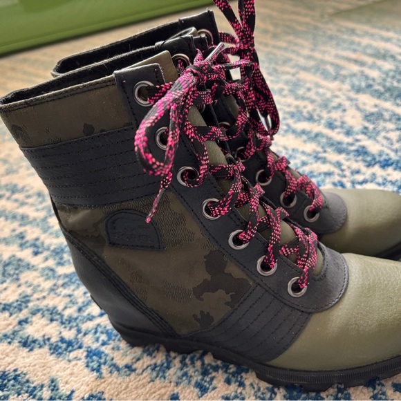 SOREL Lexie Youth Camo Camouflage Wedge Lace Up Boots Green 5 worn once - Picture 1 of 8